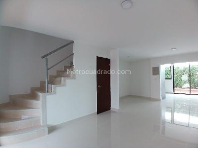 Casa en venta en La Villa, Pereira · foto 2 de 20
