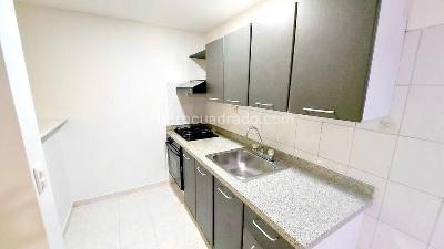Apartamento en venta en Popular Modelo, Pereira · foto 4 de 12