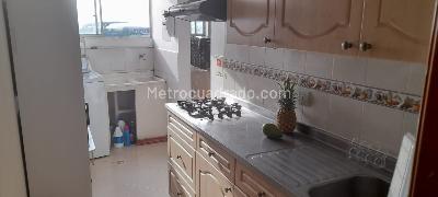Apartamento en venta en Los Corales, Pereira · foto 2 de 6