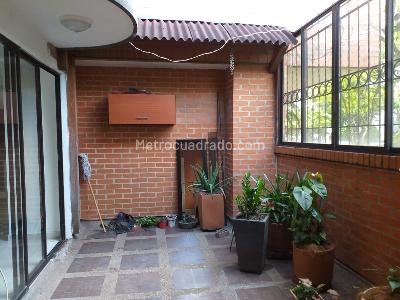Apartamento en venta en Pinares, Pereira · foto 8 de 17
