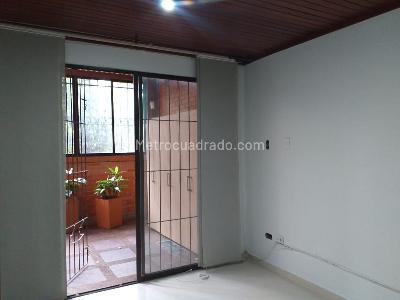 Apartamento en venta en Pinares, Pereira · foto 6 de 17