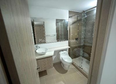 Apartamento en venta en Pinares, Pereira · foto 9 de 12