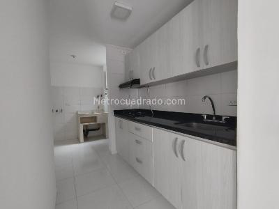 Apartamento en venta en Alamos, Pereira · foto 4 de 20
