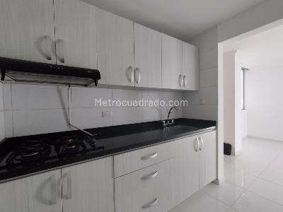 Apartamento en venta en Alamos, Pereira · foto 5 de 20
