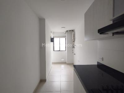 Apartamento en venta en Los Alpes, Pereira · foto 6 de 14