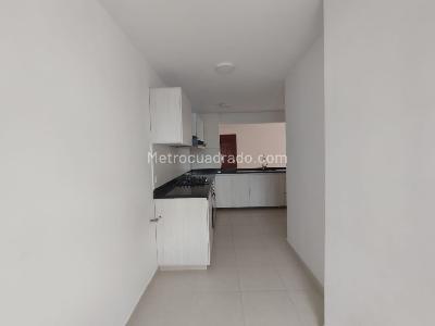 Apartamento en venta en Los Alpes, Pereira · foto 5 de 14