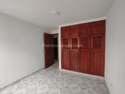Apartamento en venta en Los Alpes, Pereira · foto 8 de 14