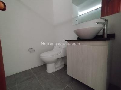 Apartamento en venta en Los Alpes, Pereira · foto 10 de 14