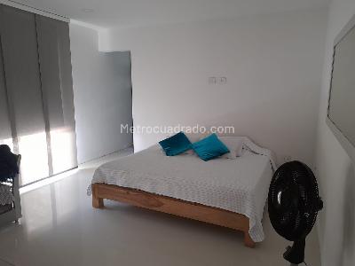 Casa de 5 alcobas en venta en Cerritos, Pereira, 530 m² · foto 3 de 12