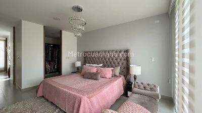 Casa de 3 alcobas en venta en Cerritos, Pereira, 243 m² · foto 13 de 20