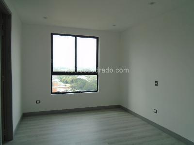 Apartamento en venta en Pinares, Pereira · foto 11 de 18