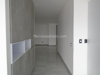 Apartamento en venta en Pinares, Pereira · foto 6 de 18