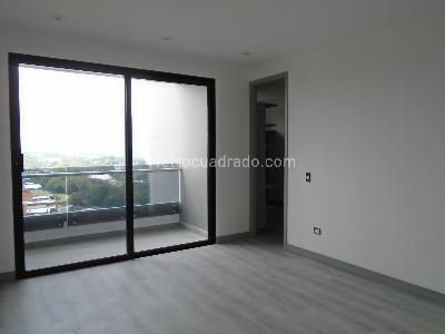 Apartamento en venta en Pinares, Pereira · foto 8 de 18