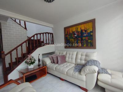 Casa en venta en Alamos, Pereira · foto 3 de 20