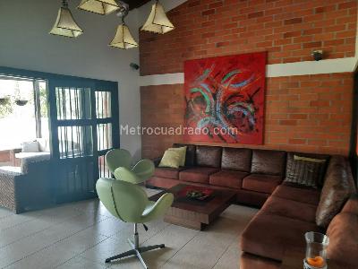 Casa de 3 alcobas en arriendo en Combia, Pereira, 200 m² · foto 3 de 10