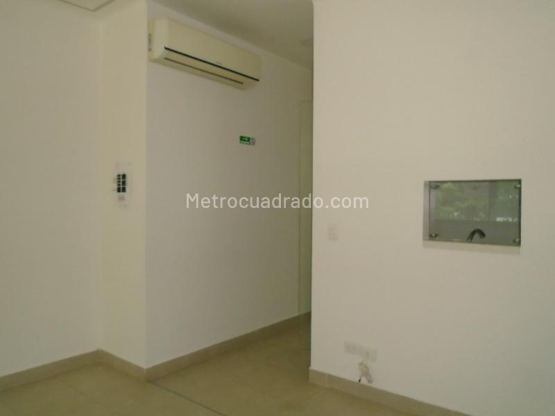 Local Comercial en Arriendo, Carrera 15, Pereira - Vista 3