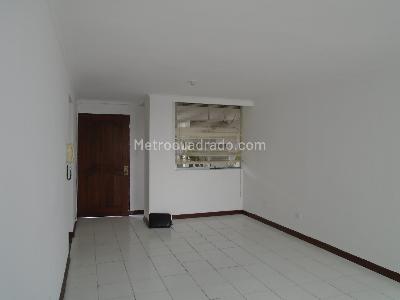 Apartamento en venta en Alamos, Pereira · foto 2 de 15