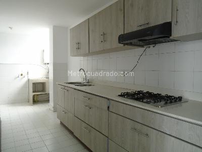 Apartamento en venta en Alamos, Pereira · foto 4 de 15