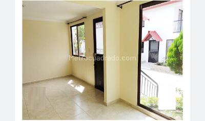 Casa en venta en Homecenter, Pereira · foto 3 de 13
