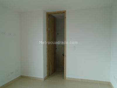 Apartamento en venta en Pinares, Pereira · foto 5 de 6