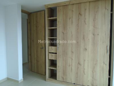 Apartamento en venta en Pinares, Pereira · foto 6 de 6