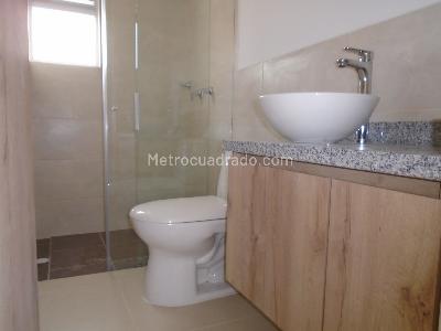 Apartamento de 3 alcobas en venta en Pinares, Pereira, 80 m² · foto 13 de 13