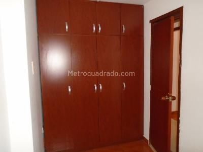 Apartamento en venta en Los Alpes, Pereira · foto 10 de 15