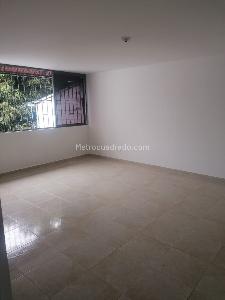 Casa de 5 alcobas en arriendo en 30 De Agosto, Pereira, 240 m² · foto 4 de 16