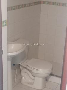 Casa de 5 alcobas en arriendo en 30 De Agosto, Pereira, 240 m² · foto 9 de 16