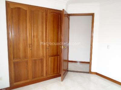 Apartamento en venta en Pinares, Pereira · foto 14 de 17
