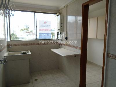 Apartamento en venta en Pinares, Pereira · foto 8 de 17
