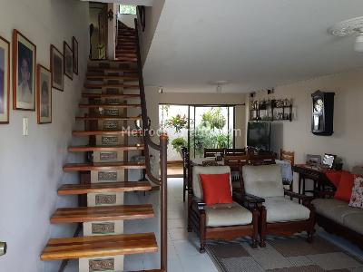 Casa en venta en Alamos, Pereira · foto 2 de 18