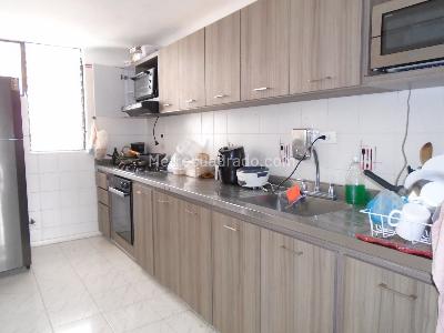Apartamento en venta en Pinares, Pereira · foto 4 de 12