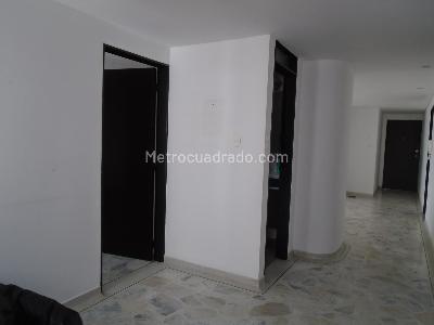 Apartamento en venta en Pinares, Pereira · foto 6 de 12