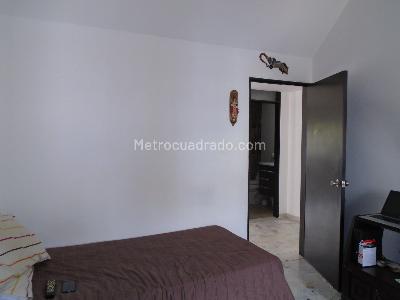 Apartamento en venta en Pinares, Pereira · foto 9 de 12