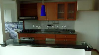 Apartamento en venta en Alamos, Pereira · foto 2 de 11