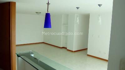 Apartamento en venta en Alamos, Pereira · foto 3 de 11