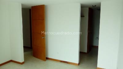 Apartamento en venta en Alamos, Pereira · foto 7 de 11