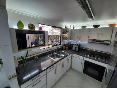 Casa de 5 alcobas en venta en Homcenter, Pereira, 160 m² · foto 7 de 20