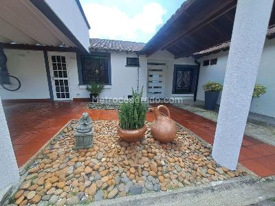 Casa de 5 alcobas en venta en El Tigre, Pereira, 340 m² · foto 17 de 20