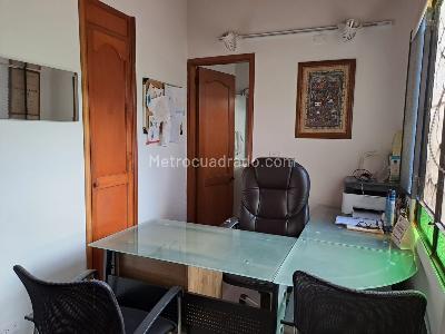 Casa de 5 alcobas en venta en El Tigre, Pereira, 340 m² · foto 11 de 20