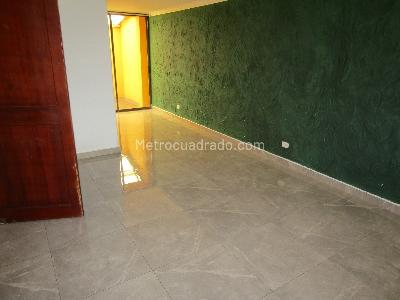 Casa en arriendo en Circunvalar, Pereira · foto 4 de 19