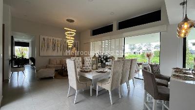 Casa de 3 alcobas en venta en El Tigre, Pereira, 243 m² · foto 4 de 18