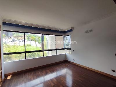 Apartamento de 3 alcobas en venta en Pinares, Pereira, 182 m² · foto 15 de 18