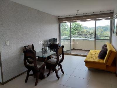 Apartamento en venta en Alamos, Pereira · foto 3 de 10