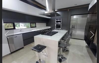 Casa de 5 alcobas en venta en Cerritos, Pereira, 1200 m² · foto 6 de 19