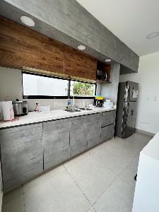 Casa de 3 alcobas en venta en Cerritos, Pereira, 263 m² · foto 11 de 15