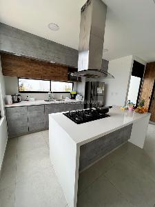 Casa de 3 alcobas en venta en Cerritos, Pereira, 263 m² · foto 14 de 15