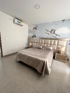 Casa de 3 alcobas en venta en Cerritos, Pereira, 263 m² · foto 8 de 15