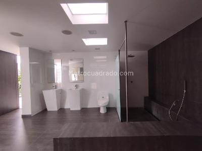 Casa de 4 alcobas en venta en Alamos, Pereira, 370 m² · foto 18 de 20